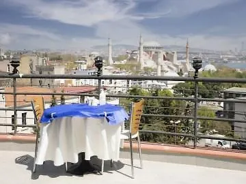 Hali Hotel 3*