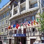 Hali Hotel 3*