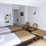 Hali Hotel 3*