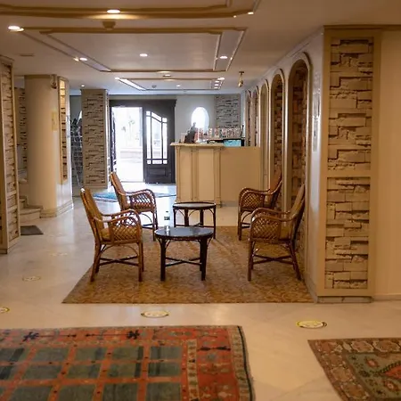 Hali Otel
