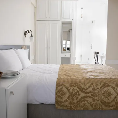 Hali Hotell