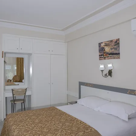 Hali Hotell